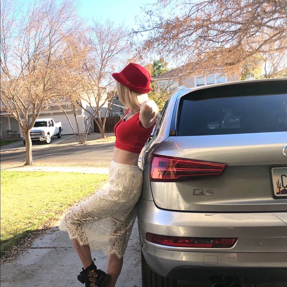 Meet your Posher, Summer - Picture 2 of 8